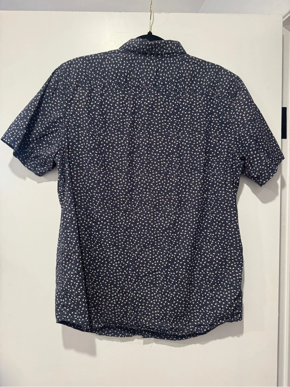 RVCA Navy Abstract Print Short Sleeve Button-Up Shirt | Regular Fit | Size Mediu